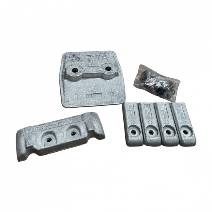 Anodsats V8 Verado 4.6L 250 hk (8M0205955) i gruppen Motor & Tillbehör / Mercury / Mercury Anoder hos Marinsystem (8M0205955)