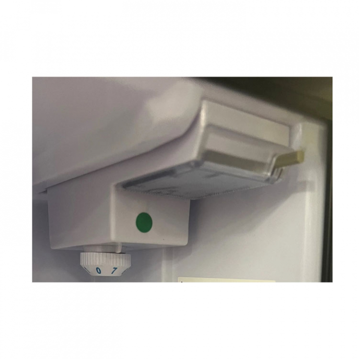 Innerbelysnings Kylskåp Med Hus Och Lampa i gruppen Inredning / Pentry & Toalett / Reservdelar & Tillbehör Kyla hos Marinsystem (SEC00004DA)