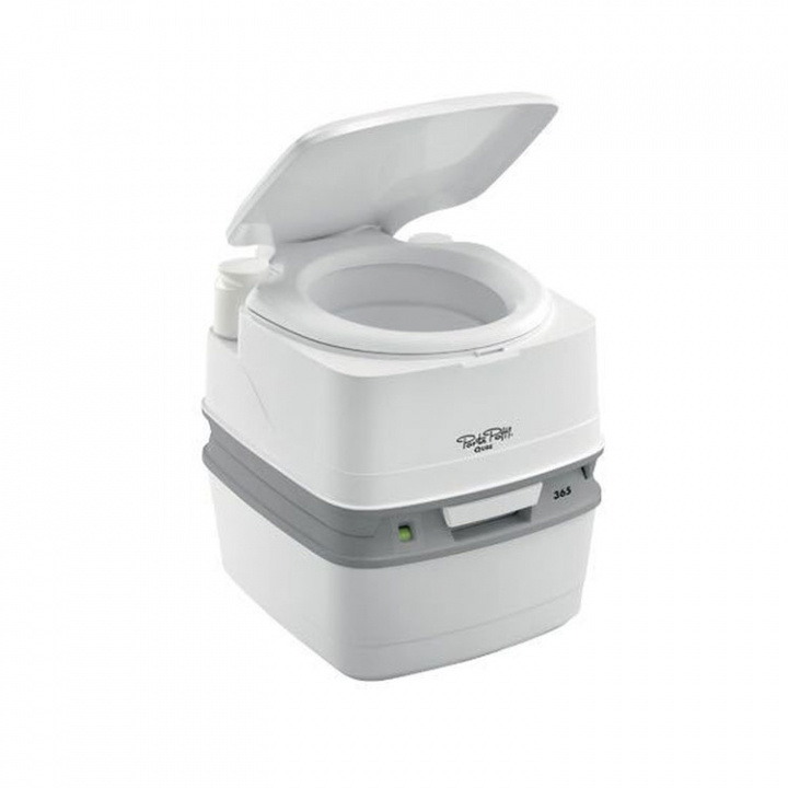 Toalett Qube 335 Vit Med Durkbeslag