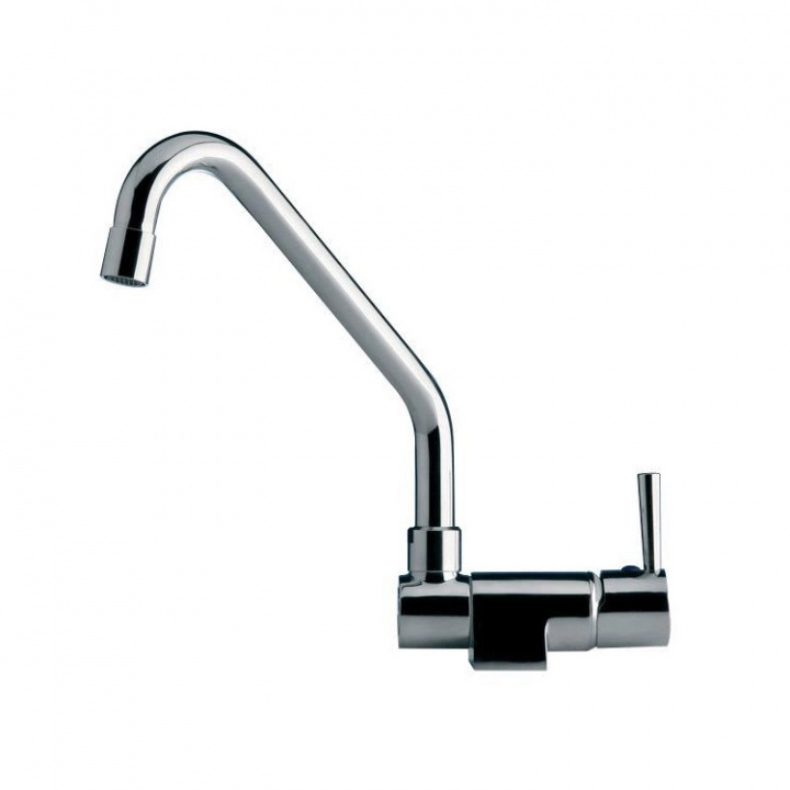 Engreppsblandare Med Svängbar Pip Förkromad