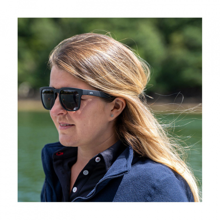 9744 Lumina Solglasögon Svart