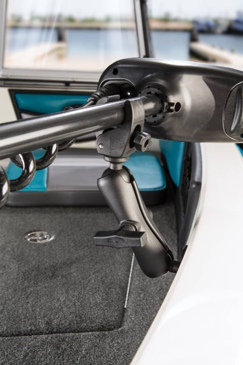 RAM Claw Fäste Elmotor C-kula