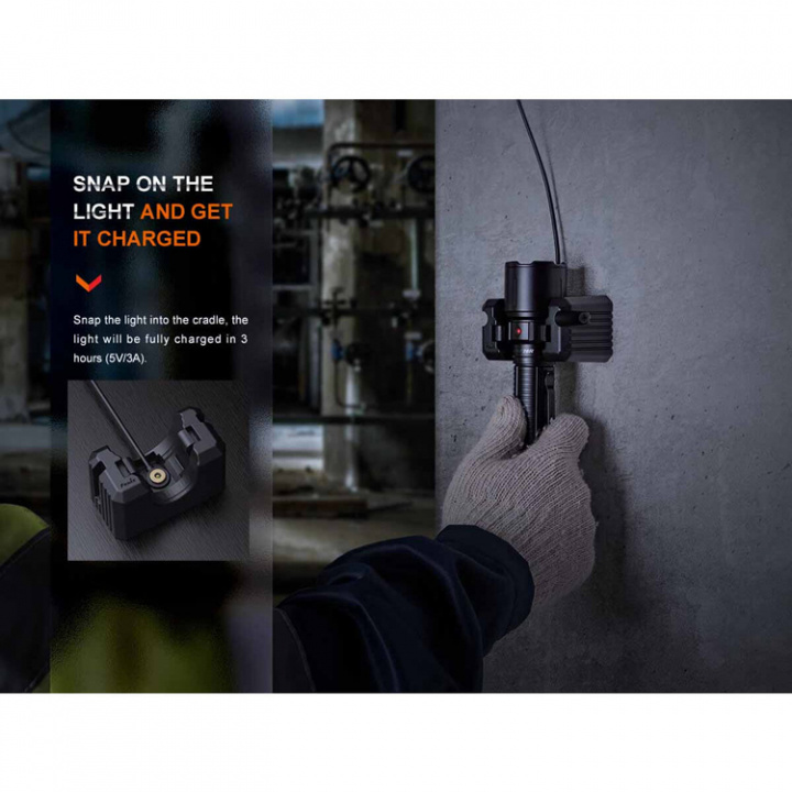 Ficklampa WF26R 3000 Lumen